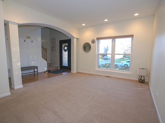 4th image of 3111 Brisbane Dr