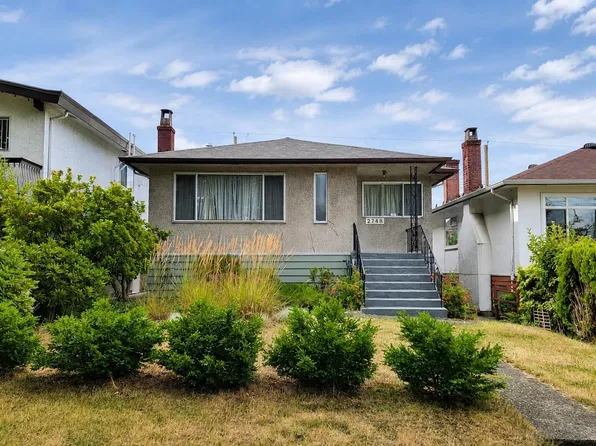 2748 E 6th Ave, Vancouver, BC V5M 1R5