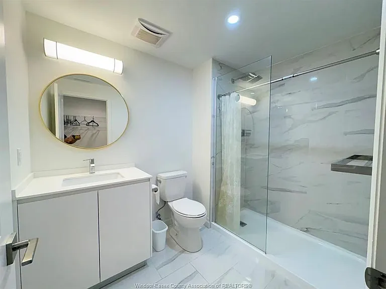 3290 Stella Cres #502 — Photo 11