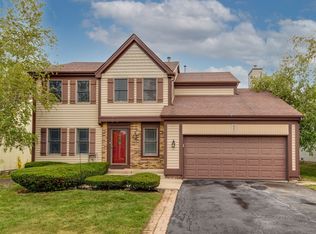241 N Southport Rd, Mundelein, IL 60060