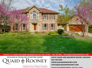 369 Birchbrook Ct, Glen Ellyn, IL 60137