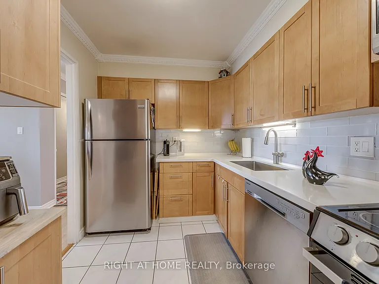 50 Elm Dr E #607 — Photo 21