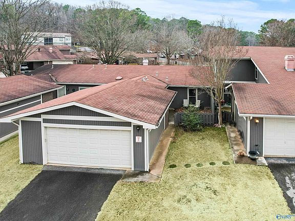 2nd image of 203 Springvale Cir