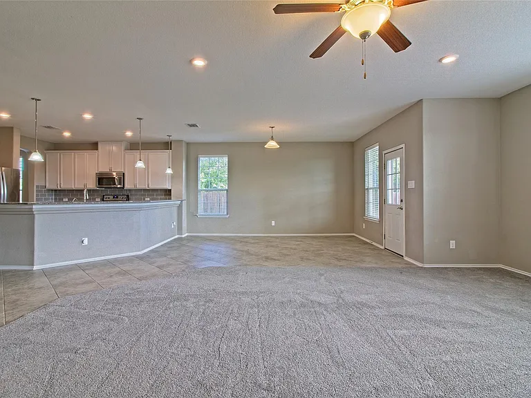 31443 Kingsway Rd — Photo 10