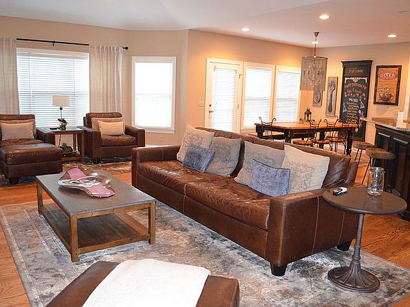 4th image of 486 Hickory Trace Dr