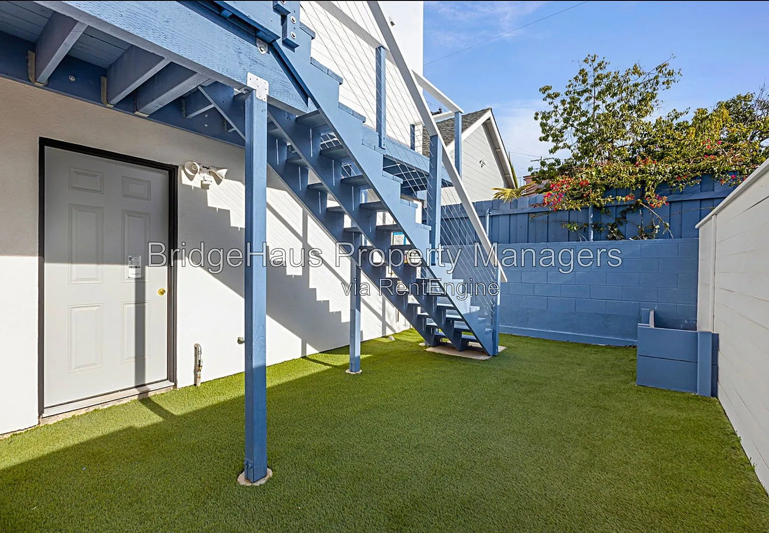 2 bed, 1.0 bath, 550 sqft, $3,800 — Photo 2