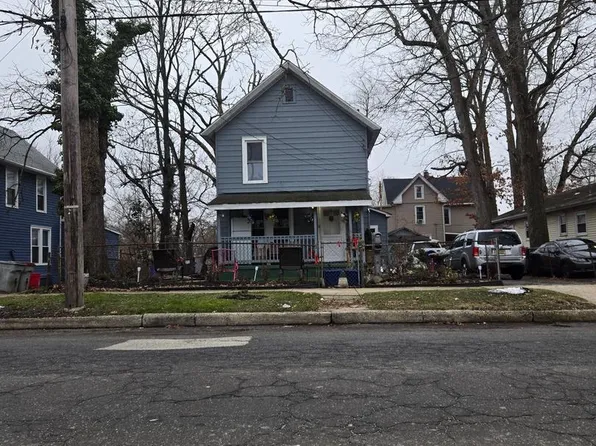 407 W Almond St, Vineland, NJ 08360