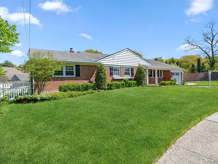 14 Harbor Ln — Photo 6