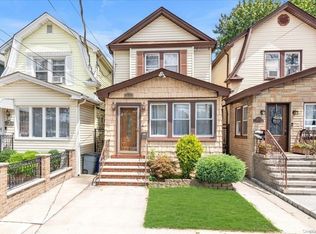 8923 96th St, Woodhaven, NY 11421