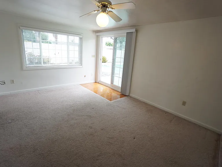 4650 Mount Longs Dr — Photo 10