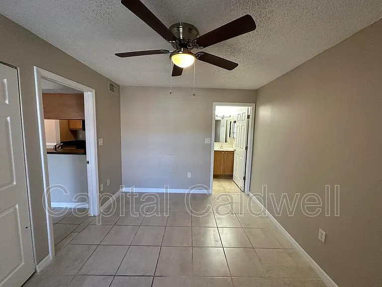 209 Lake Brook Cir #LB103 — Photo 23