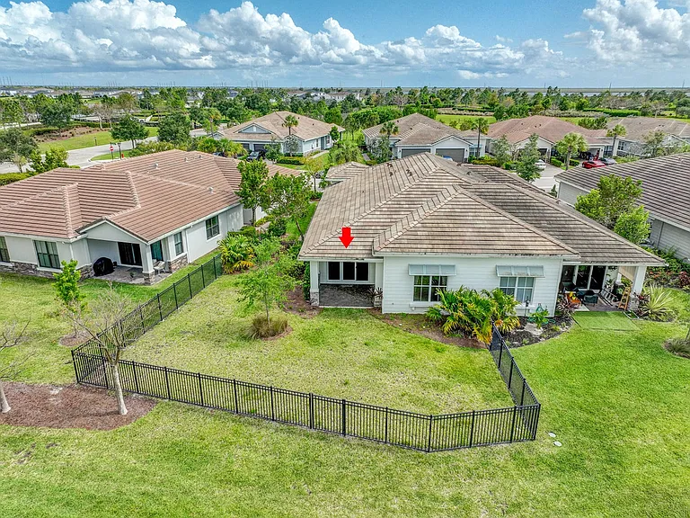 19515 Weathervane Way — Photo 17