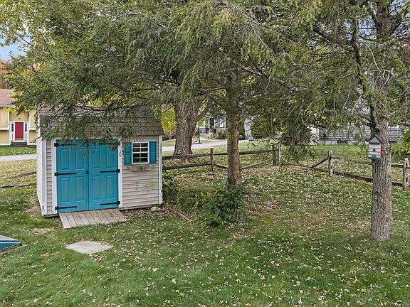 4th image of 29 Elizabeth Ct