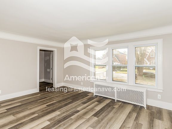 3-Living Room