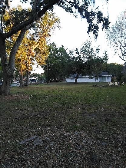 1st image of 307 Oak Lynn Dr