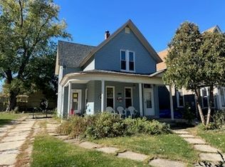 336 Hendee St, Elgin, IL 60123