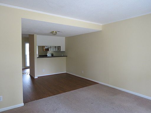 5th image of 2812 Tomlyn Dr