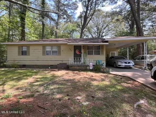 2922 Revere St, Jackson, MS 39212