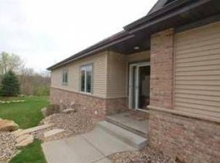 11 Bailey Way, Fitchburg, WI 53711