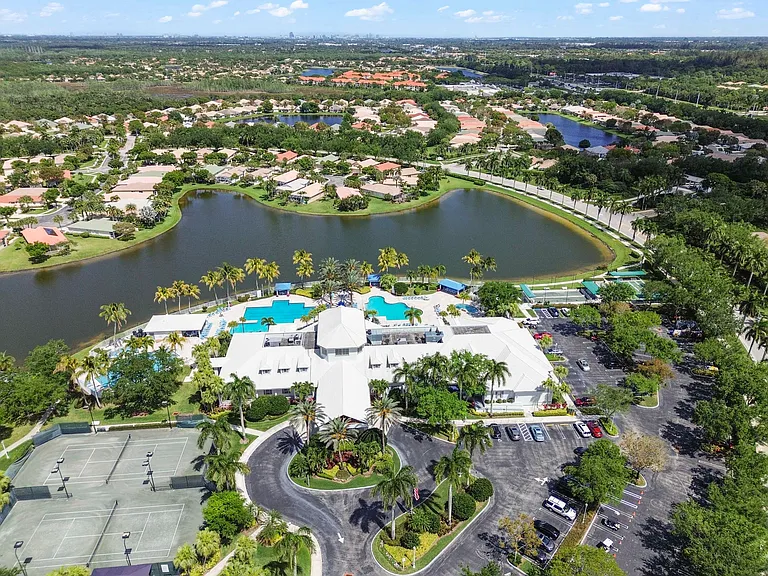 2464 Sailfish Cove Dr — Photo 29