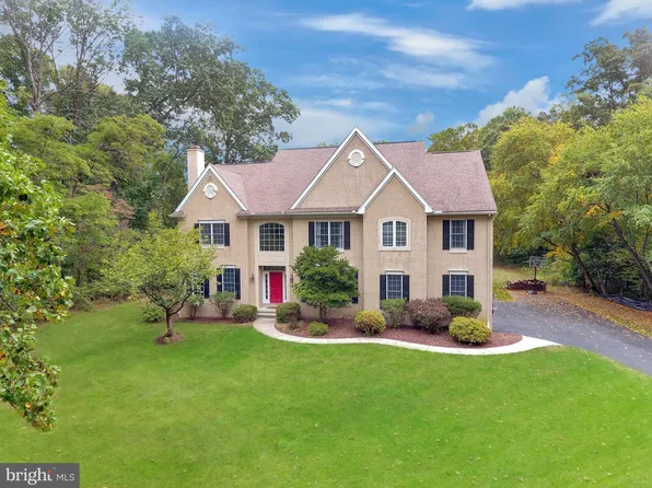 18 Millstone Ln, Pottstown, PA 19465