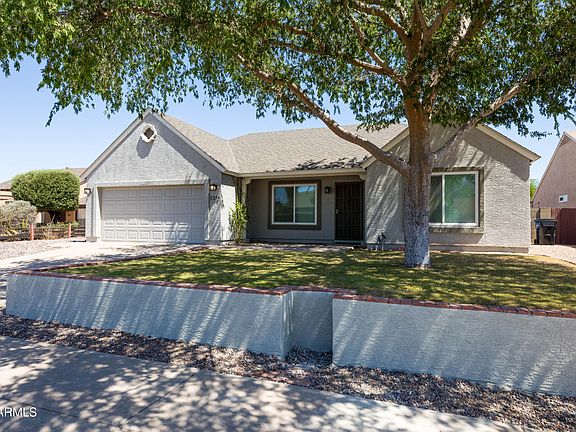 2nd image of 1314 E TOPEKA Drive
