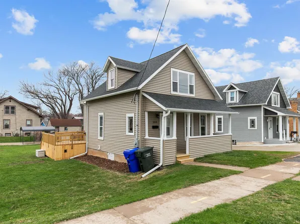 505 Desnoyer St, Kaukauna, WI 54130