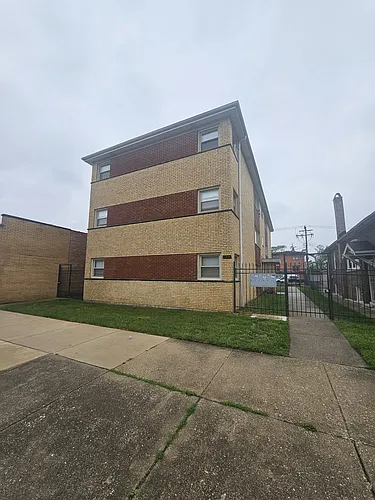 3207 W 66th Pl Photo 1