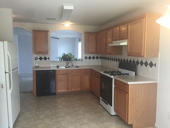 5th image of 2024 Buckley Ln