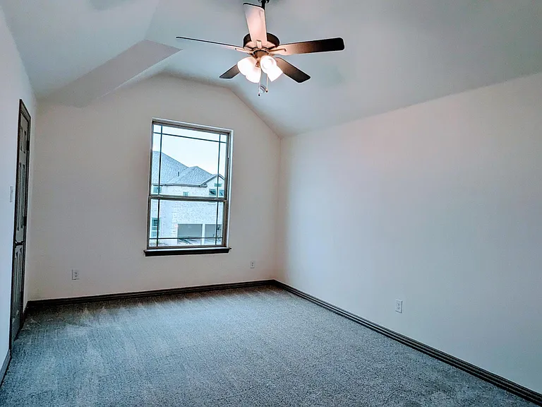 1813 Ordonez Dr — Photo 22