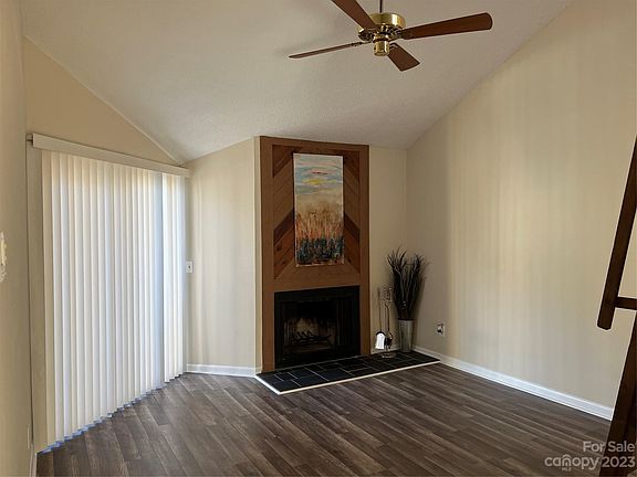 3rd image of 4400 Sharon Chase Dr APT E