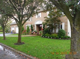 95 Woodvale Loop, Staten Island, NY 10309