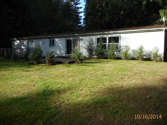 3rd image of 6415 153rd Ave N