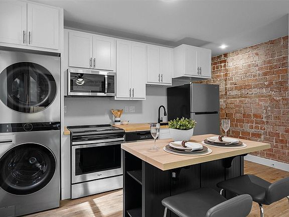 5th image of 5303 Bancroft Ave #2W