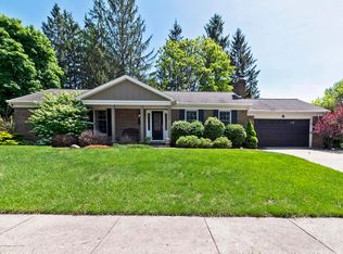 1700 Vassar Dr, Lansing, MI 48912