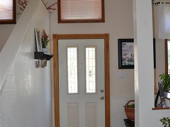 2nd image of 965 Estates Dr