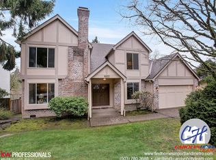 6830 SW Windemere Loop, Portland, OR 97225