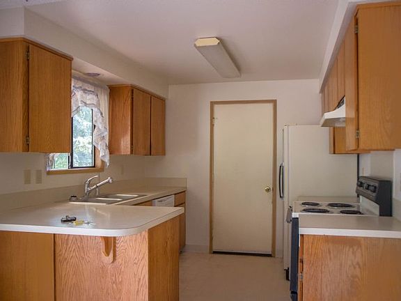 5th image of 9415 NE 21st St