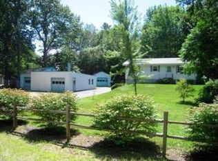 88 Hanson Ridge Rd, Sanford, ME 04073