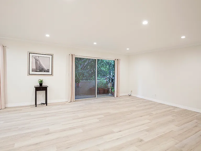6708 Hillpark Dr #102 — Photo 4