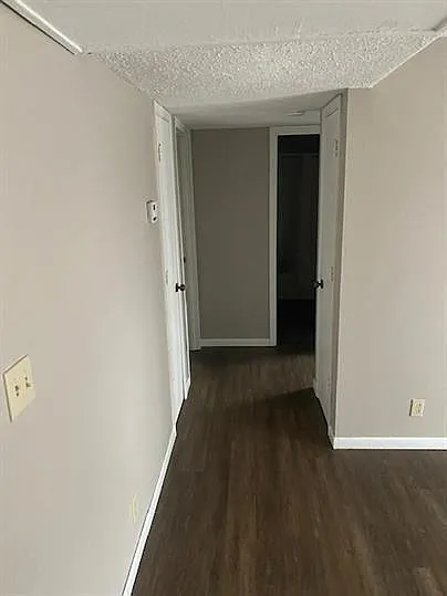 410 George St — Photo 5