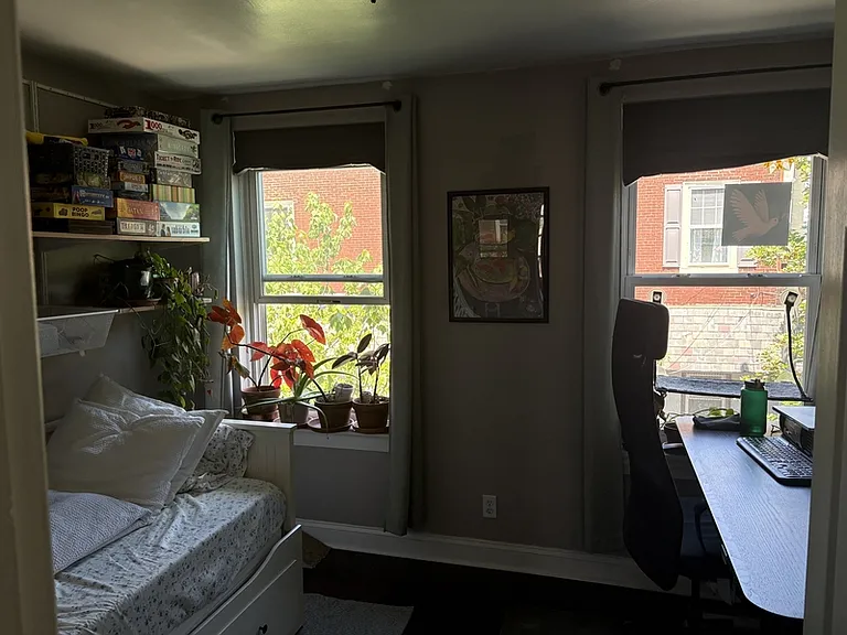 2144 Cherry St — Photo 9