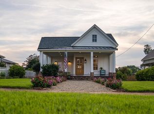 406 S Townville St, Seneca, SC 29678