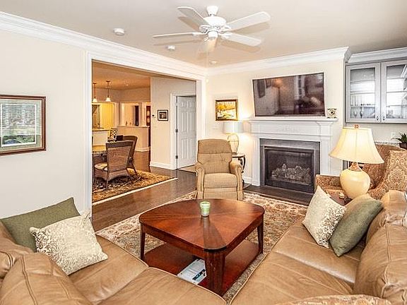 4th image of 1220 Balustrade Blvd Unit 2D