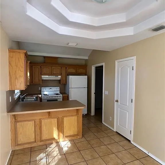 808 N Cross Ln #1 — Photo 4
