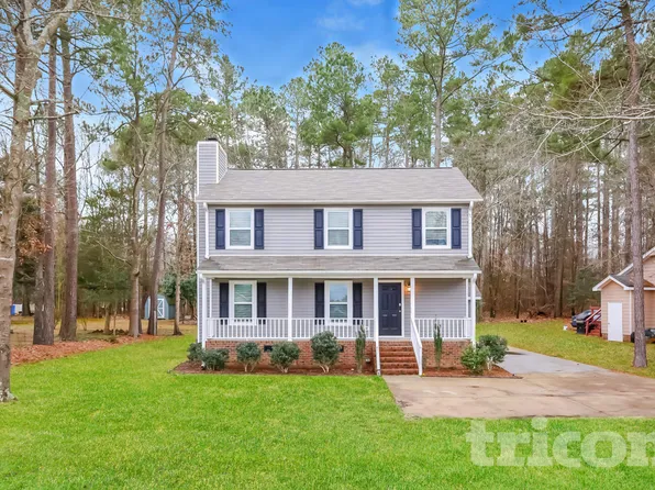 4128 Labrador Dr, Raleigh, NC 27616