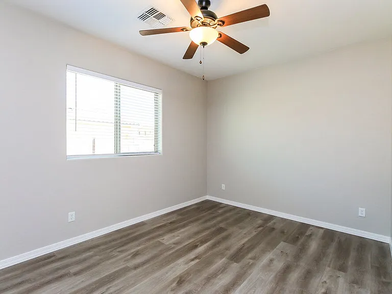 878 W Ayrshire Trl — Photo 11