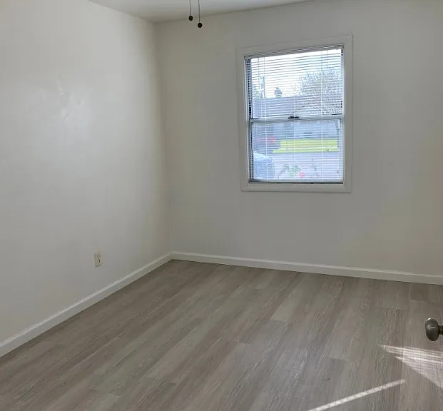 1140 Broadway St — Photo 17
