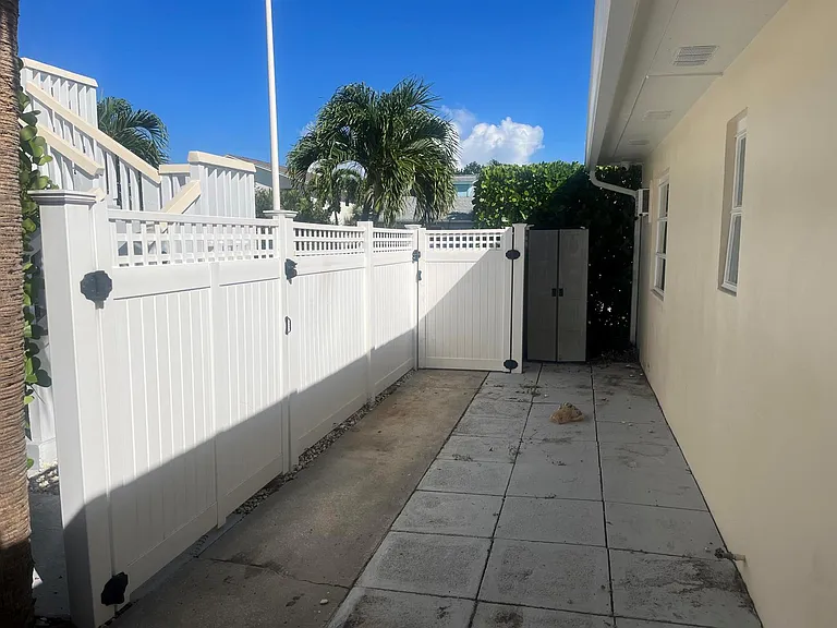 327 S Ocean Breeze #1 — Photo 11