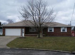 1600 Sequoya Dr, Poland, OH